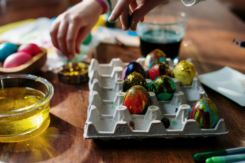 10 Πρωτότυποι τρόποι για να διακοσμήσετε φέτος τα Πασχαλινά σας αυγά 