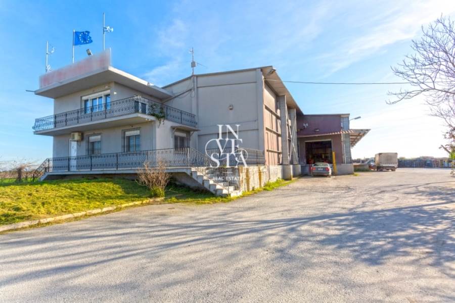 (Προς Ενοικίαση) Επαγγελματικός Χώρος Αποθηκευτικός χώρος || Ν. Λάρισας/Λάρισα - 1.600 τ.μ, 3.600€ 