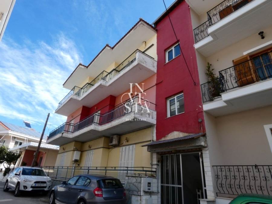 (Προς Πώληση) Κατοικία Οροφοδιαμέρισμα || Ν. Λάρισας/Φάρσαλα - 148 τ.μ, 3 Υ/Δ, 69.000€ 