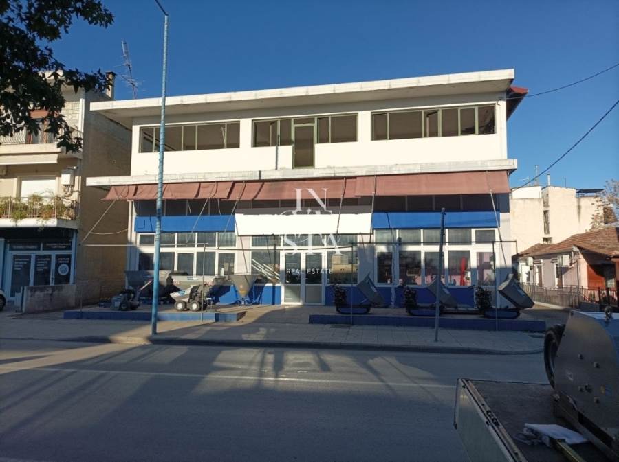 (For Sale) Commercial Retail Shop || Larissa/Larissa - 150 Sq.m, 125.000€ 