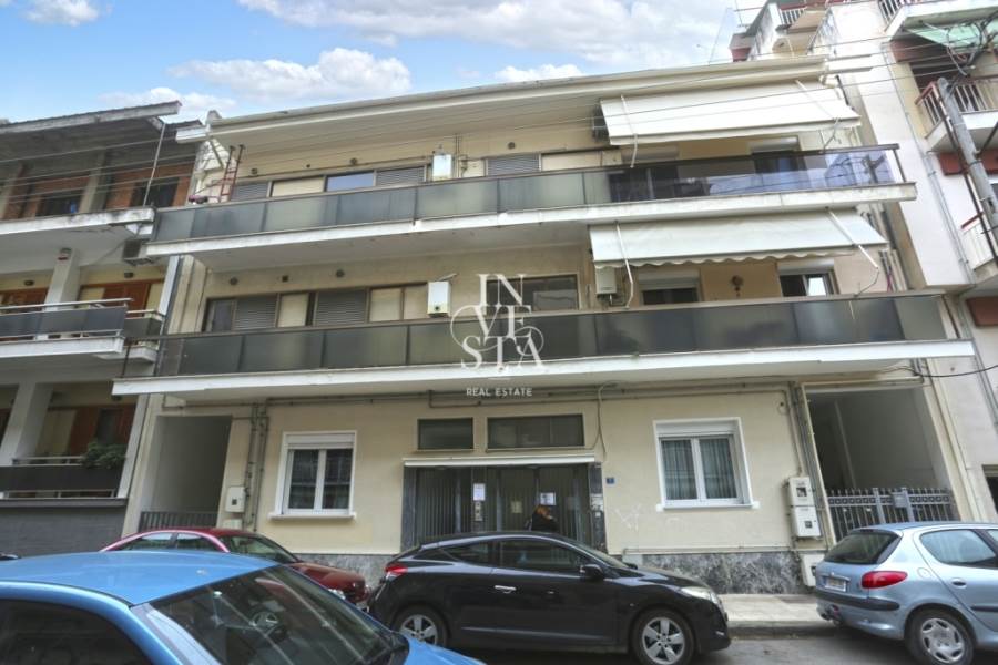 (For Sale) Residential Apartment || Larissa/Larissa - 161 Sq.m, 3 Bedrooms, 135.000€ 
