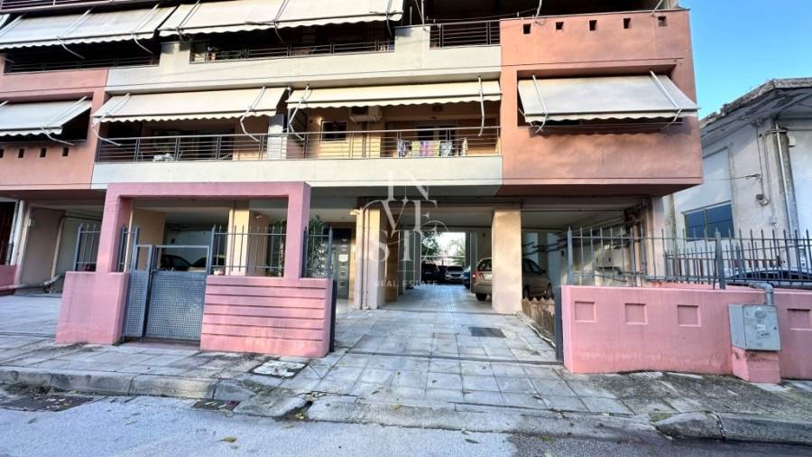 (Προς Ενοικίαση) Λοιπά Ακίνητα Χώρος Στάθμευσης πυλωτής || Ν. Λάρισας/Λάρισα - 12 τ.μ, 50€ 